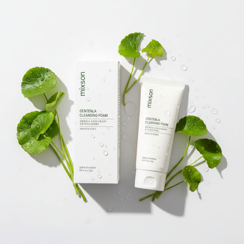 Mixsoon Centella Cleansing Foam - Flat lay